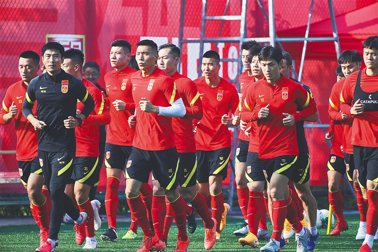 加斯佩里尼：多夫比克还没有完全康复，尤文是意甲的顶级强队（加斯佩里尼称多夫比克未彻底康复，尤文仍是意甲顶级劲旅）