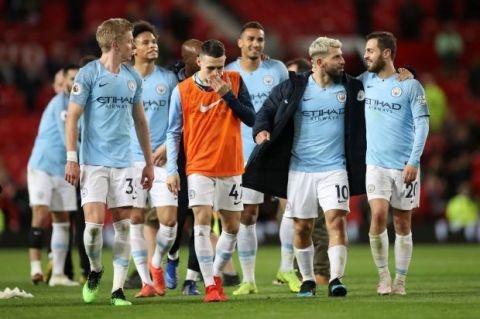 官方：本轮港超联赛延期进行，中国香港各代表队将臂缠黑纱出战