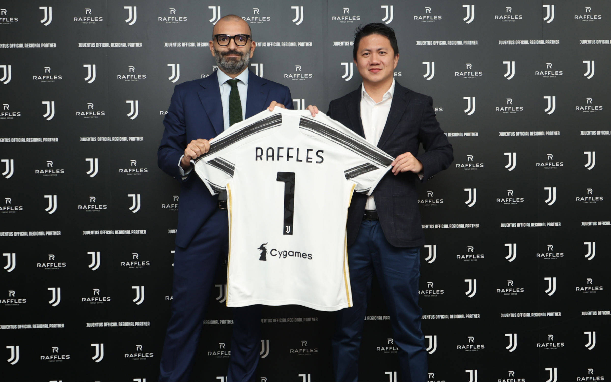 穆里尼奥：每当我批评球队时，其实也是在批评我自己（穆里尼奥：批评球队，也是自我批评）