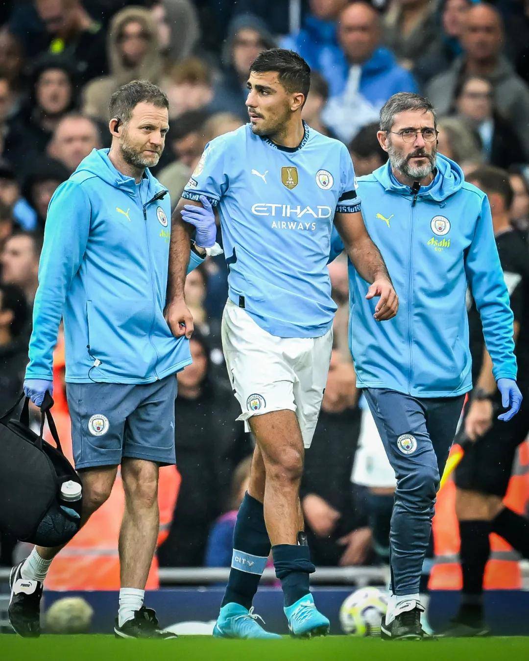 东体：明年3月份国足可能与打进世界杯正赛的亚洲球队热身（东体：国足或将于明年3月与晋级世界杯正赛的亚洲球队热身）