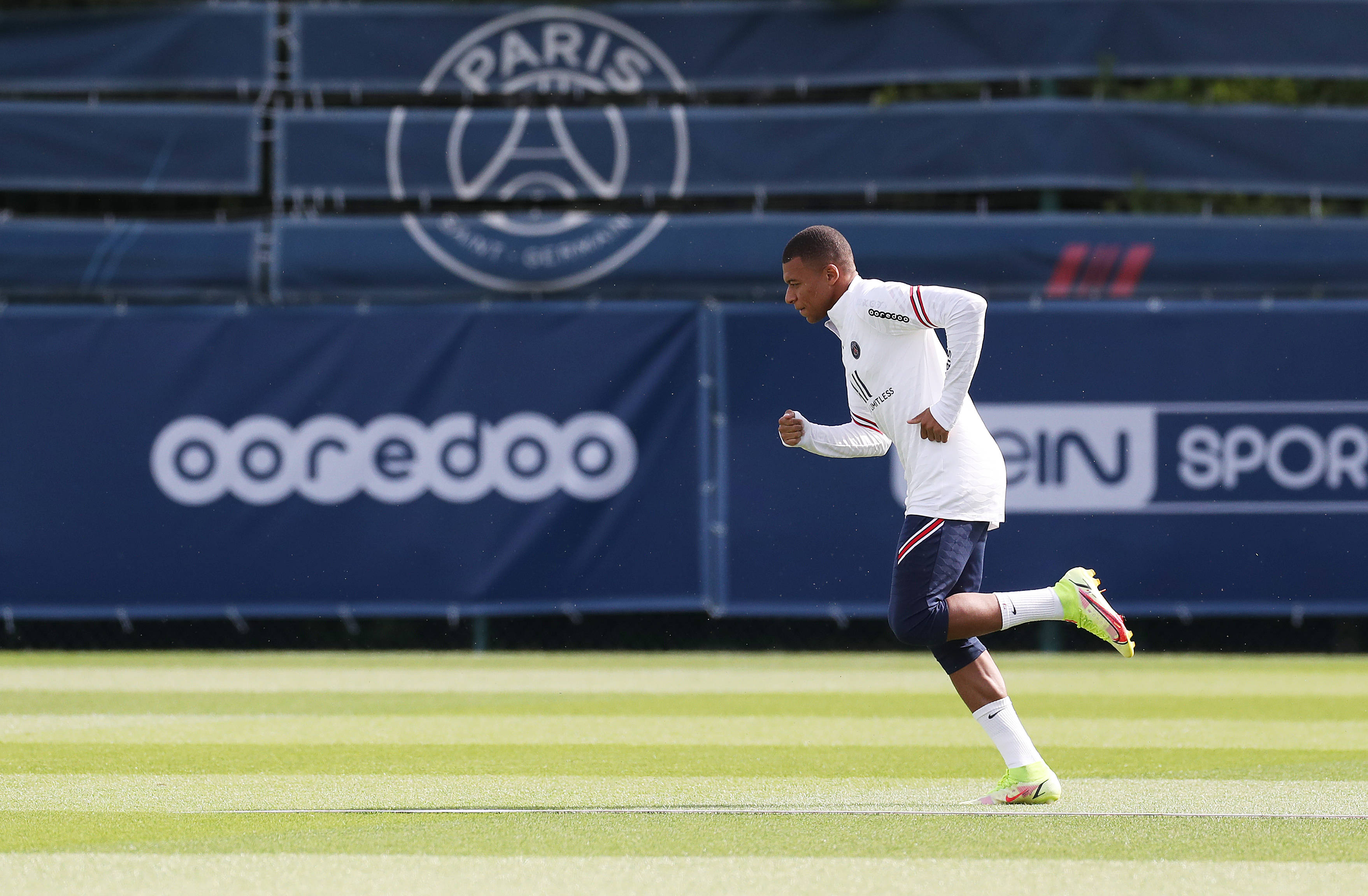 巴萨竞选人：历届裁委会主席都与皇马关系密切，弗爷必须道歉（巴萨候选人：裁委会历任主席与皇马交好，弗洛伦蒂诺应公开致歉）