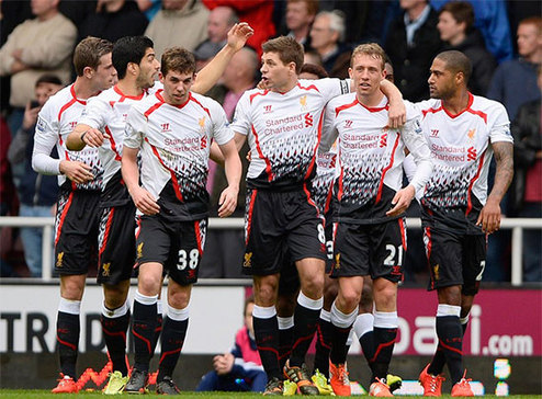 欧冠半场：科纳特进球被吹，蓝黑军伤2将，国米0-0利物浦