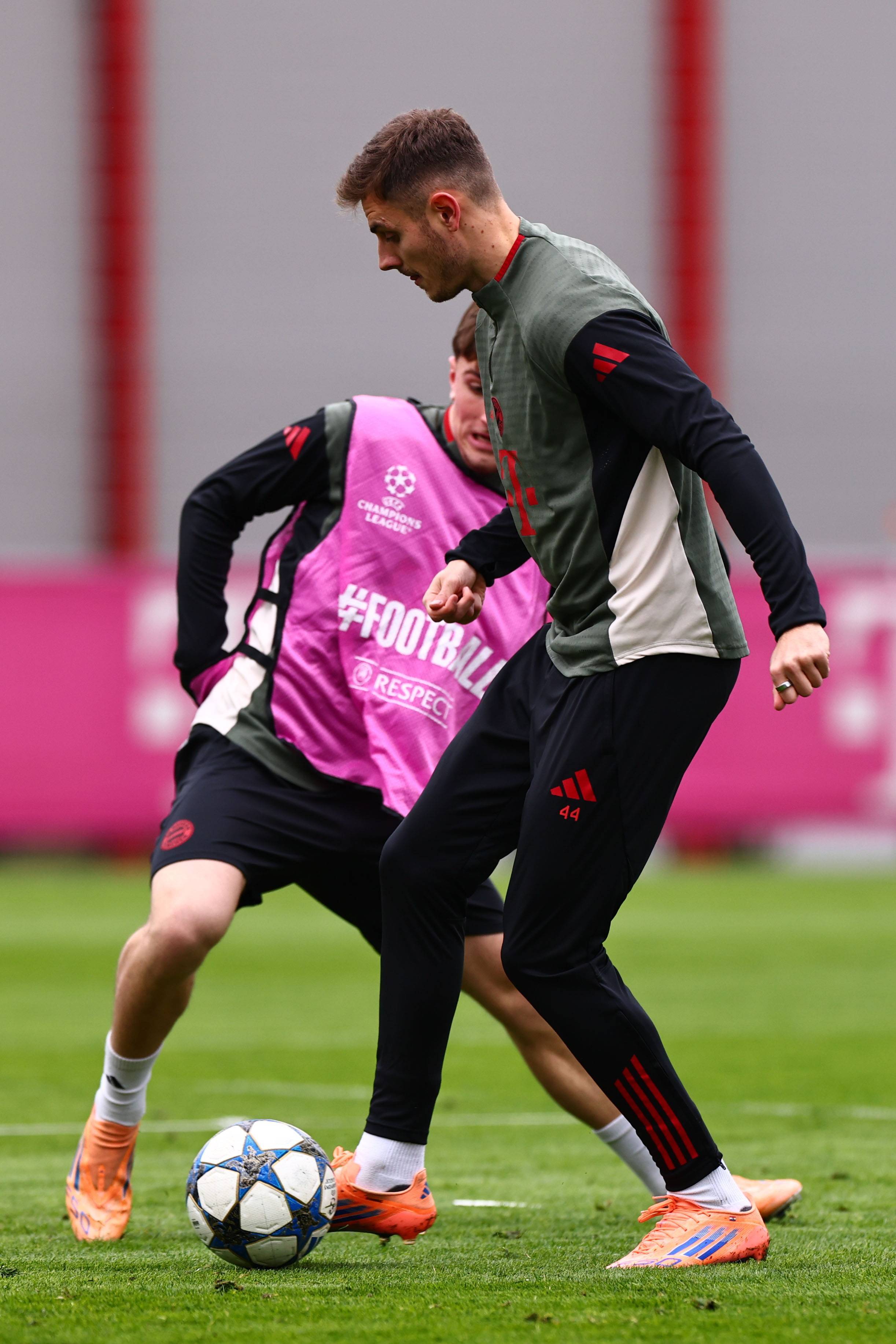 乒乓球混团世界杯｜混团赛制展现魅力：球员不放弃每一分，高比分大战层出不穷