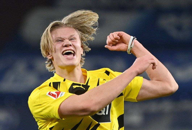 记者：西海岸外援戴维森返回巴西接受鼻梁手术，恢复期3个月