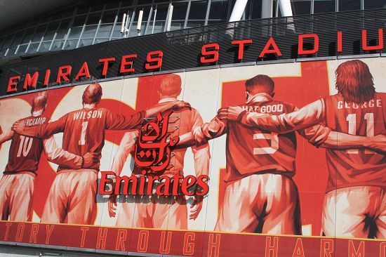 记者：金玟哉因牙齿和肌肉问题将缺席与海登海姆的比赛（因牙齿与肌肉问题，金玟哉无缘对阵海登海姆一战）